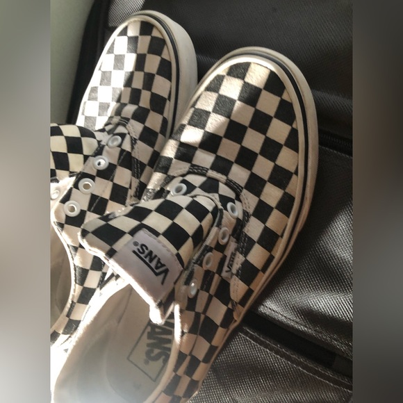 Fbdrm HOST PICK 🎉 Excellent used condition checkered vans - Picture 6 of 6
